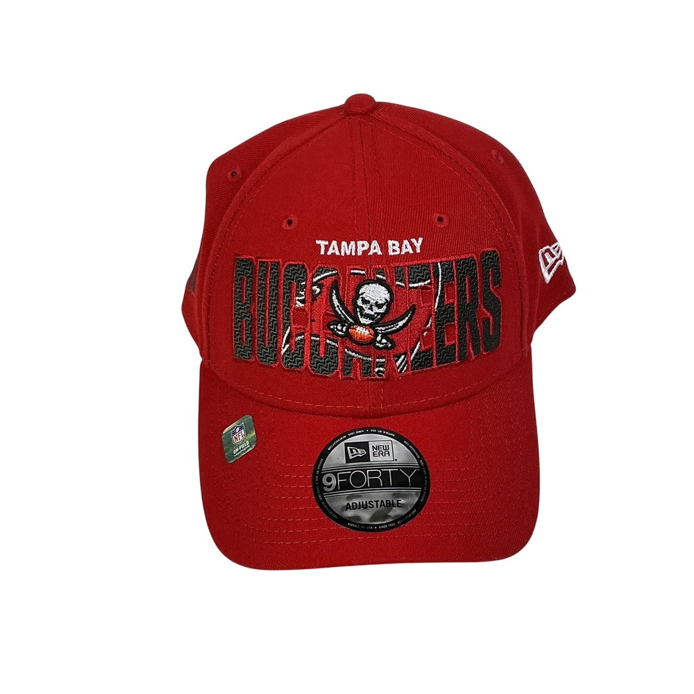 New Era Tampa Bay Buccaneers 9FORTY Adjustable Red NFL Hat Cap OSFM